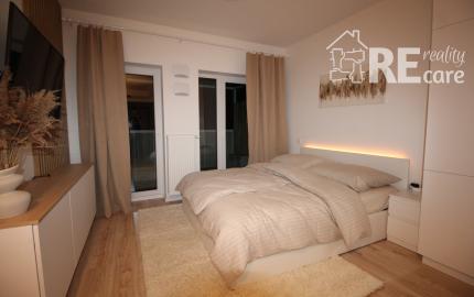 Na prenájom kompletne zariadený 1 izbový byt v novostavbe