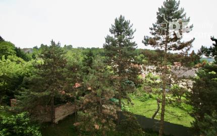 Na prenájom kompletne zrekonštruovaný 3 izbový byt v Bratislave