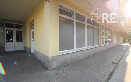 Na prenájom reprezentatívny zrekonštruovaný obchodný priestor v Bratislave