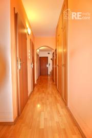 REZERVOVANÉ! Na predaj 2 izbový byt po rekonštrukcii v obľúbenej lokalite Bratislavy