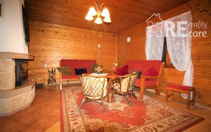 Na prenájom zrekonštruovaná a zariadená chata v atraktívnej lokalite