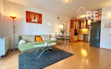 Na predaj priestranný 3 izbový byt v tehlovom bytovom dome v tichej lokalite BA