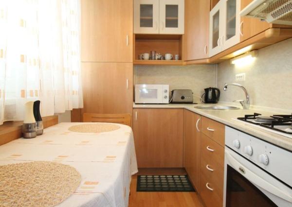 REZERVOVANÉ! Na predaj 2 izbový byt po rekonštrukcii v obľúbenej lokalite Bratislavy