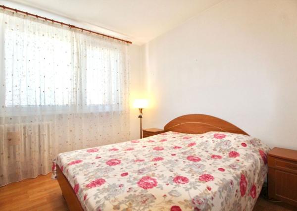 REZERVOVANÉ! Na predaj 2 izbový byt po rekonštrukcii v obľúbenej lokalite Bratislavy