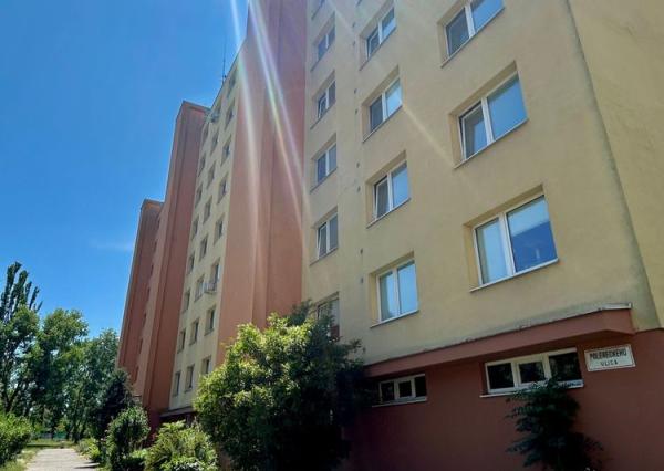 REZERVOVANÉ! Na predaj 2 izbový byt po rekonštrukcii v obľúbenej lokalite Bratislavy