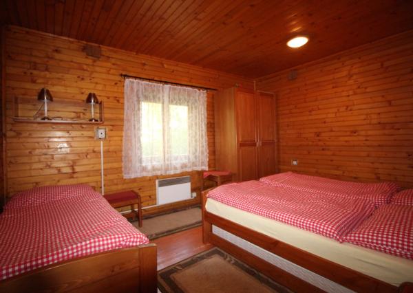 Na prenájom zrekonštruovaná a zariadená chata v atraktívnej lokalite