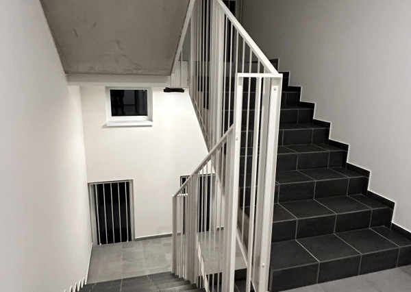 Na prenájom kompletne zariadený 1 izbový byt v novostavbe