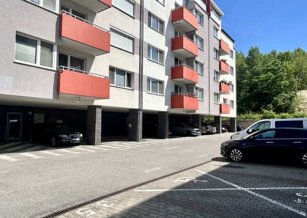 Na prenájom 4 izbový byt v novostavbe s parkovacím miestom