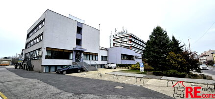 Na predaj polyfunkčná budova s parkovaním v Bratislave