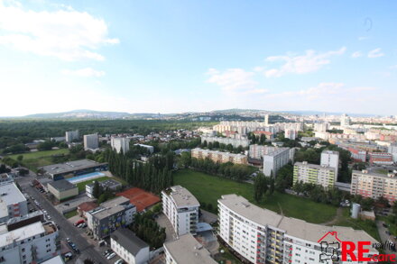 Exkluzívny mezonet s panoramatickou terasou a výhľadom na Bratislavu